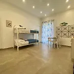 Apartment Vesuvio Rainbow Fly Naples
