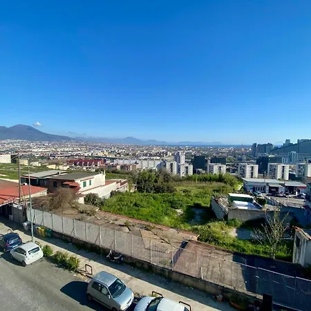 Vesuvio Rainbow Fly Apartment *