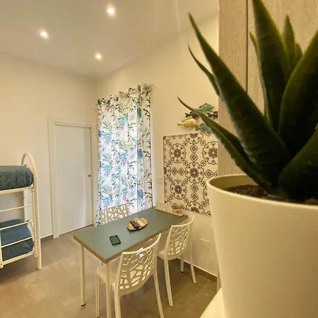 Apartamento Vesuvio Rainbow Fly *