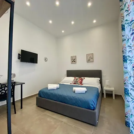 公寓 Vesuvio Rainbow Fly