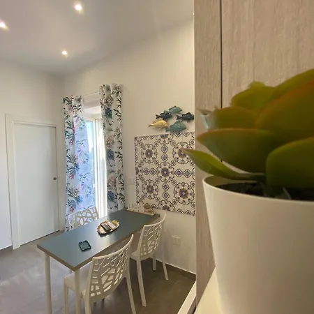 Vesuvio Rainbow Fly Appartement